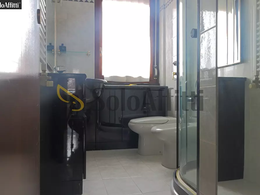 Immagine 29 di Trilocale in affitto  in Piazza Aldo Moro 1 a Cologno Monzese