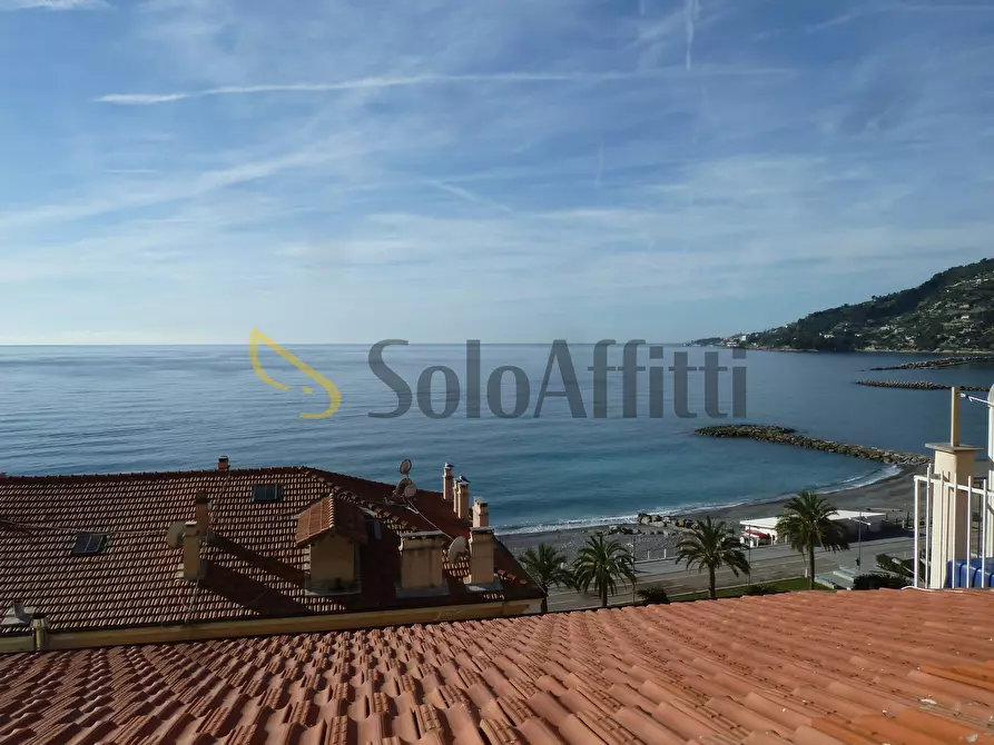 Immagine 8 di Quadrilocale in affitto  in Via Roma 63 a Ospedaletti