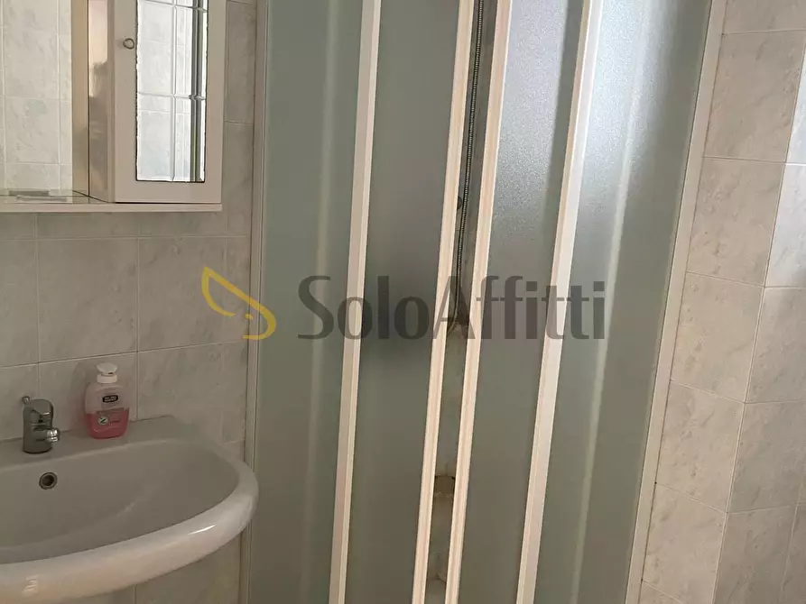 Immagine 16 di Bilocale in affitto  in Via Verrès a Torino