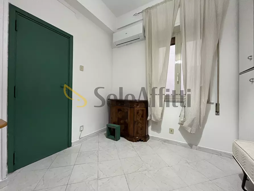 Immagine 11 di Stanza singola in affitto  a Catanzaro