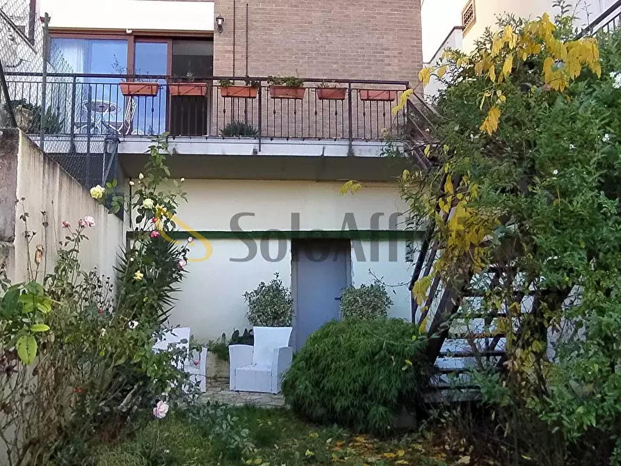 Immagine 15 di Trilocale in affitto  in Via Beppe Lombardi a Terni