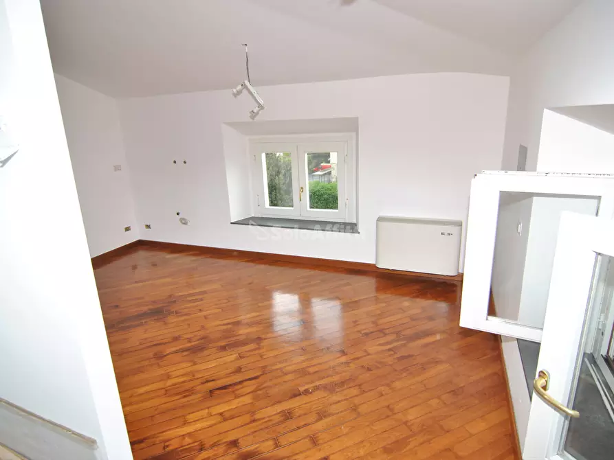 Immagine 12 di Appartamento in affitto  in Viale Italia 104 a Livorno