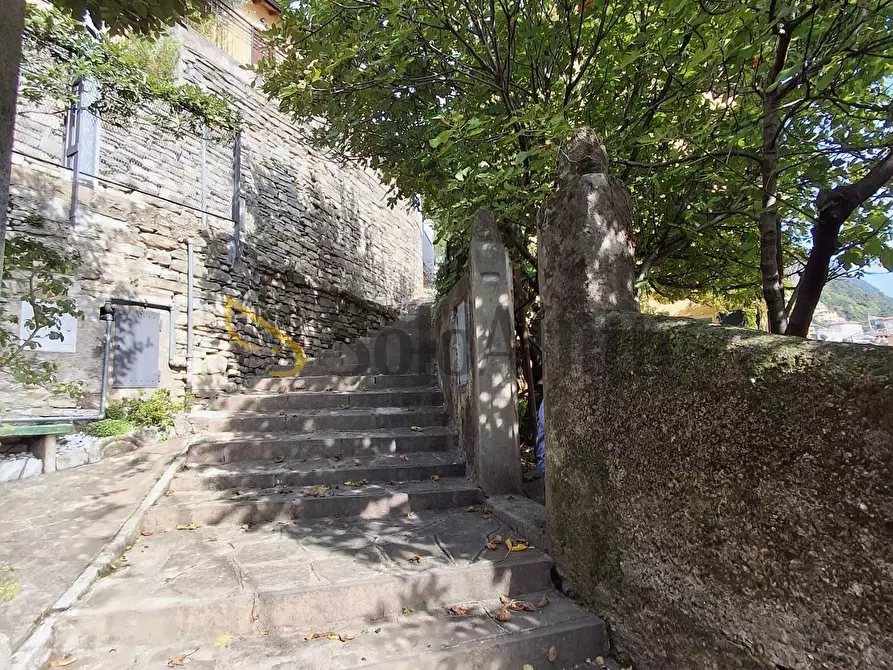 Immagine 22 di Quadrilocale in affitto  in Via Ronchetto 4 a Moltrasio