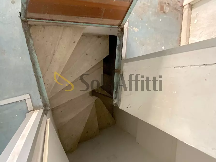 Immagine 8 di Locale commerciale in affitto  in Via Tigrè 71 a Roma