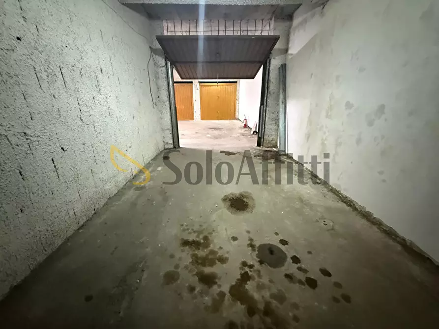 Immagine 8 di Garage in affitto  in Via Pasquale Amato a Caserta