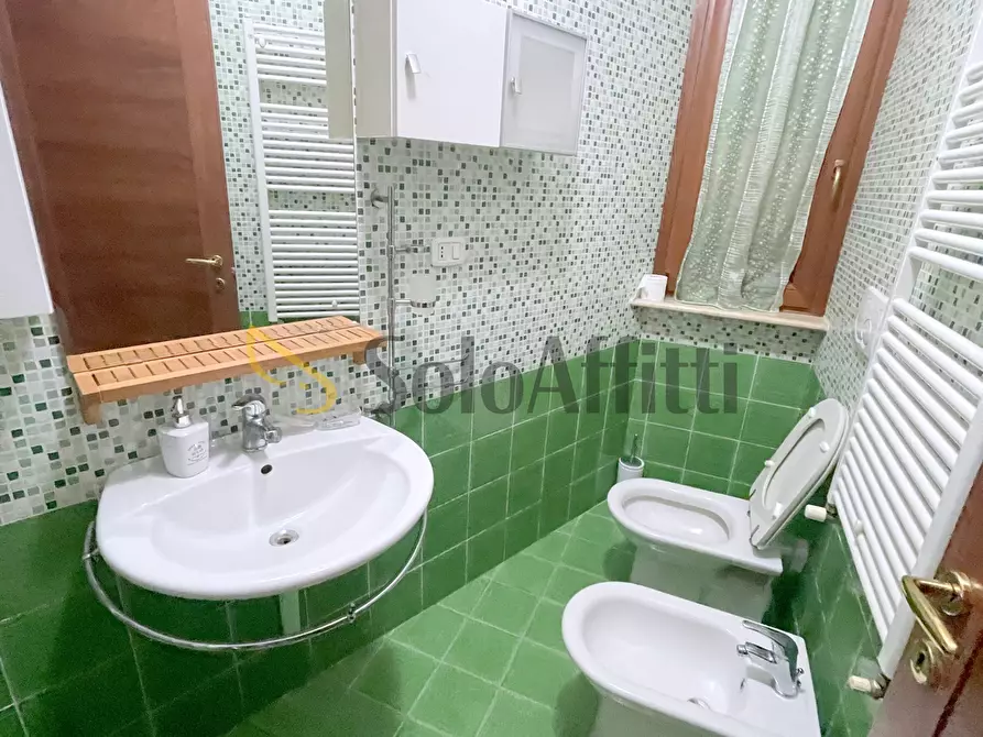 Immagine 13 di Bilocale in affitto  a Osimo