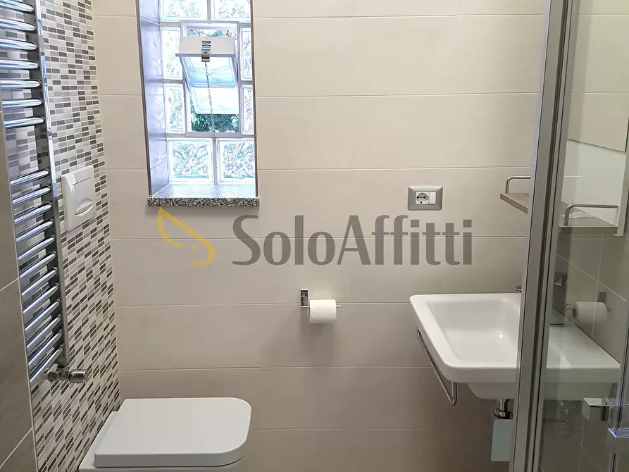 Immagine 6 di Stanza singola in affitto  a Catanzaro