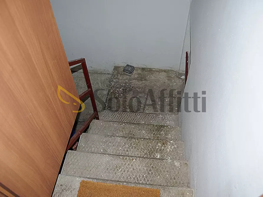 Immagine 10 di Locale commerciale in affitto  in Via Giuseppe Verdi 13 a Settimo Torinese