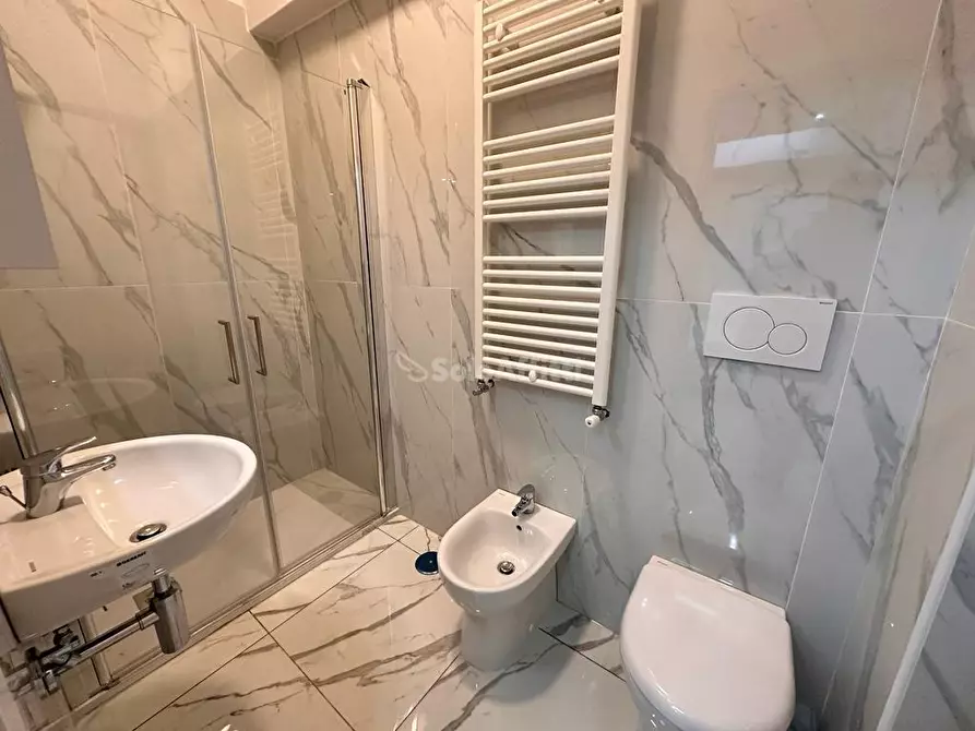 Immagine 17 di Monolocale in affitto  in Viale Abramo Lincoln a Caserta