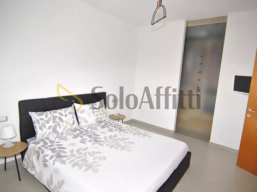 Immagine 18 di Trilocale in affitto  a Livorno
