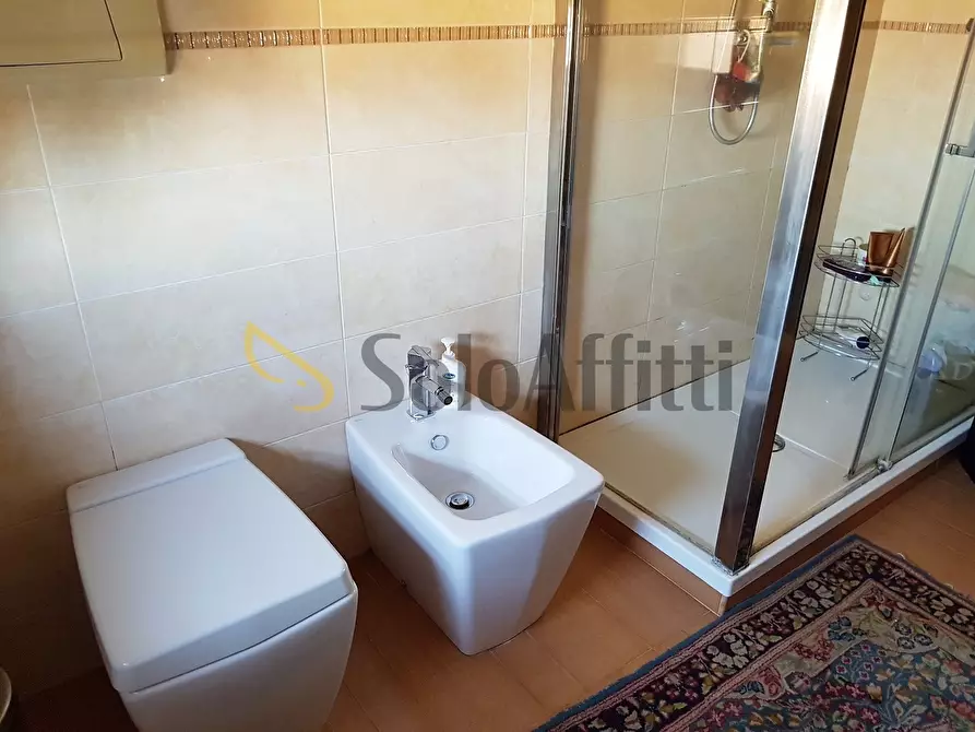 Immagine 8 di Stanza singola in affitto  a Catanzaro