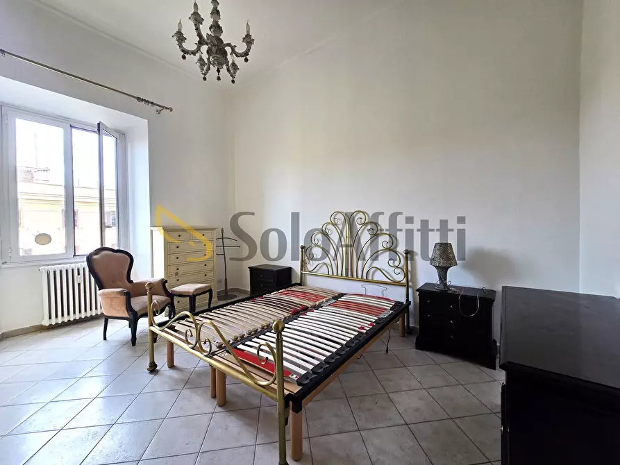 Immagine 13 di Trilocale in affitto  in Piazza di Santa Croce in Gerusalemme 1 a Roma