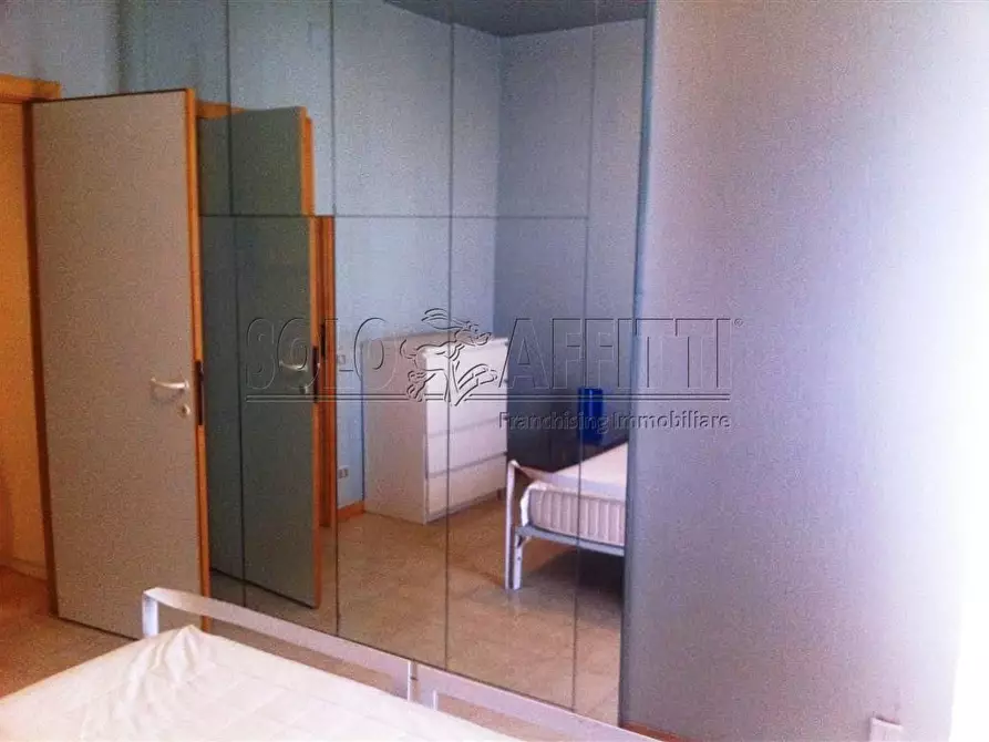 Immagine 3 di Quadrilocale in affitto  a Livorno