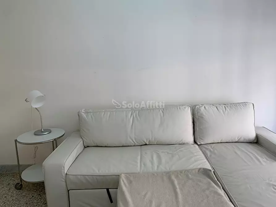 Immagine 10 di Bilocale in affitto  a Catania