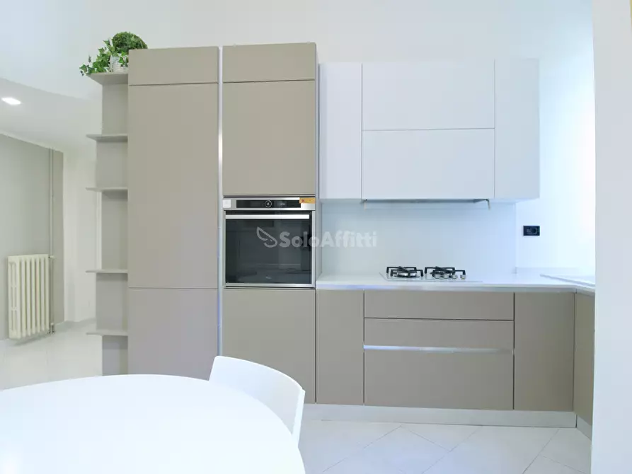 Immagine 5 di Trilocale in affitto  in Via Vigilio Inama 20 a Milano