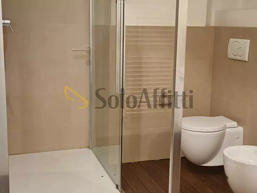 Immagine 35 di Trilocale in affitto  in VIA SCIOLZE a Torino