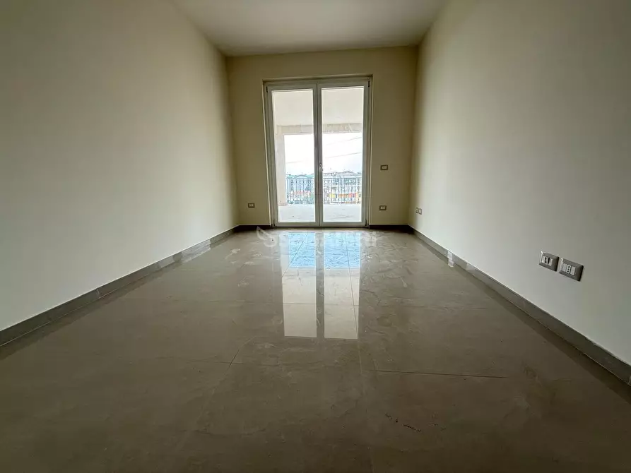 Immagine 7 di Ufficio in affitto  in Via Forche Caudine a Maddaloni