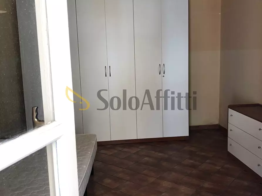 Immagine 25 di Bilocale in affitto  a Catania