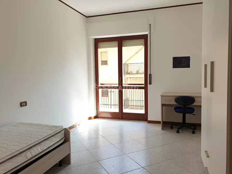Immagine 13 di Stanza singola in affitto  a Catanzaro