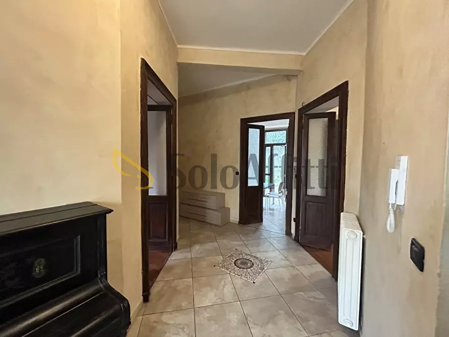 Immagine 9 di Trilocale in affitto  a Torino