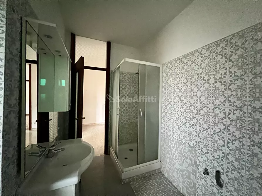 Immagine 22 di Quadrilocale in affitto  in Via Buratto 7 a Ciriè