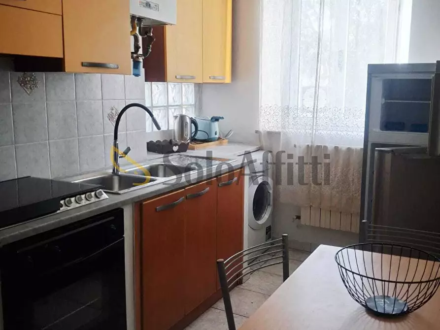 Immagine 8 di Trilocale in affitto  in Via Chiellini 89 a Livorno