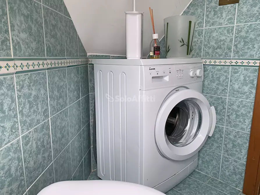 Immagine 10 di Mansarda in affitto  in Via Lipari 6 a Catanzaro