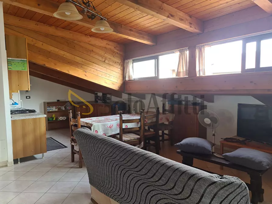 Immagine 2 di Stanza singola in affitto  a Catanzaro