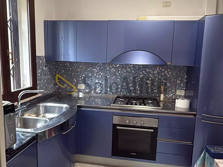 Immagine 4 di Trilocale in affitto  in Via Dario Campana 81 a Rimini