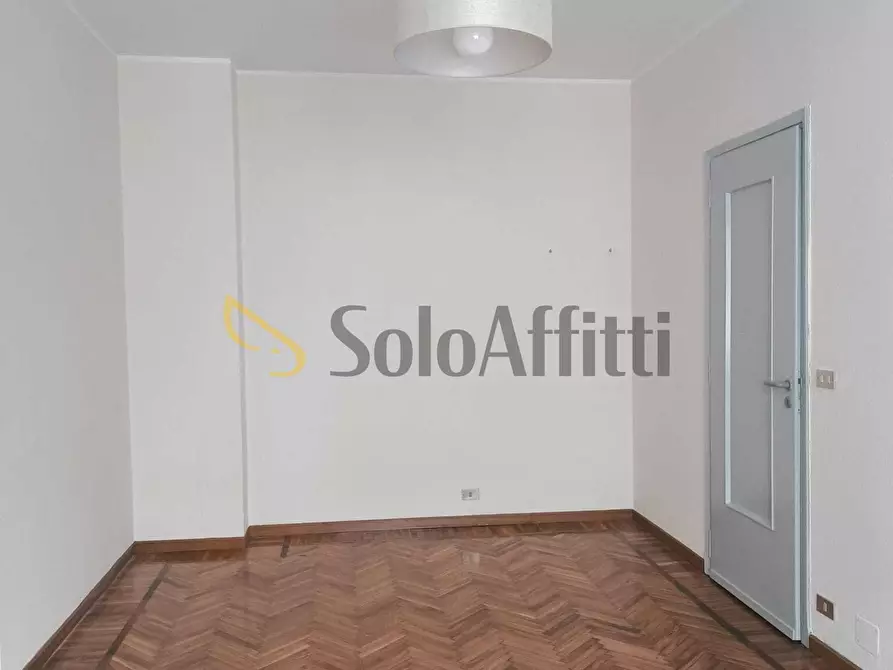 Immagine 5 di Ufficio in affitto  in CORSO TRAIANO 14/11 a Torino