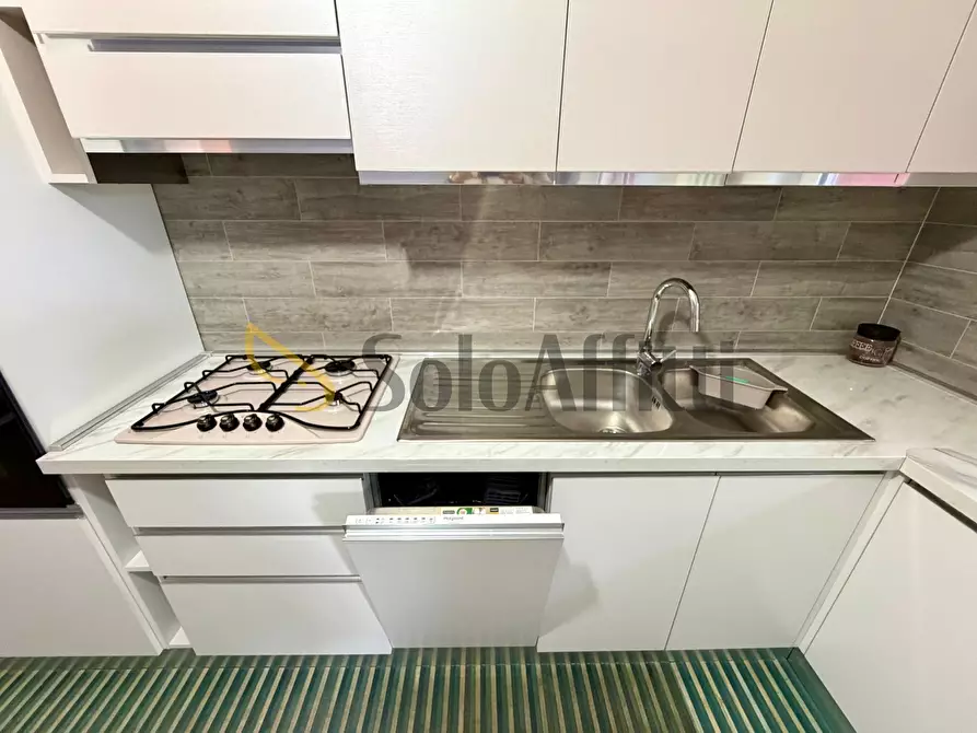 Immagine 8 di Trilocale in affitto  in Via Nazionale 518 a Roseto Degli Abruzzi