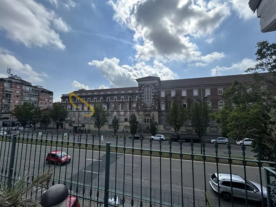 Immagine 1 di Quadrilocale in affitto  in Via Cerano 1 a Torino