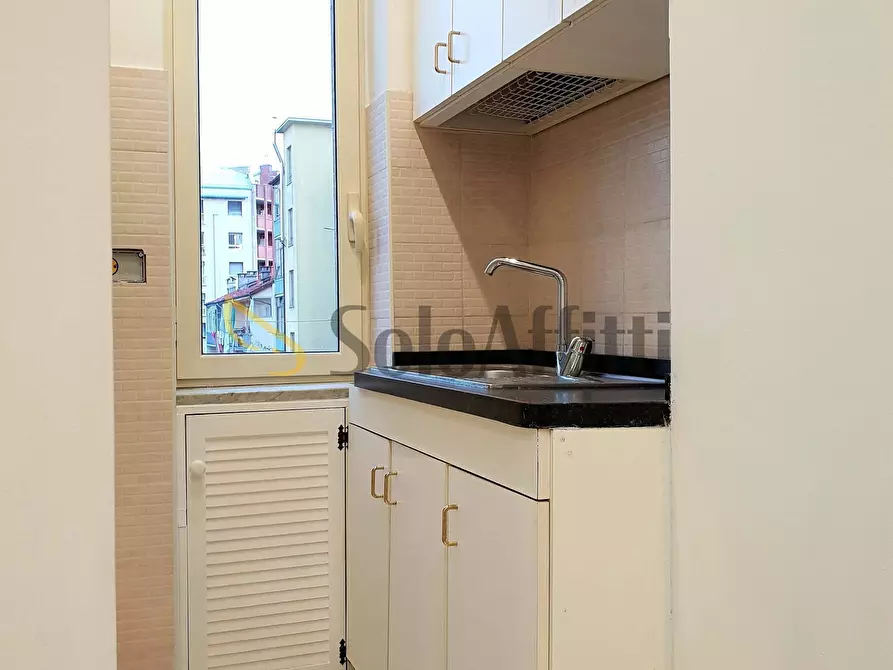 Immagine 12 di Bilocale in affitto  in Via Edoardo Perroncito 2 a Torino