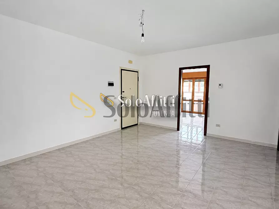 Immagine 2 di Pentalocale in affitto  in Via delle Medaglie Olimpiche 2 a Potenza