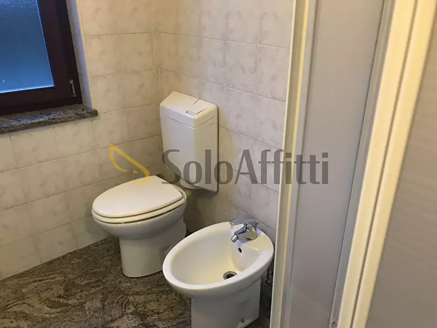 Immagine 11 di Bilocale in affitto  in Via Fornaci 45 a Settimo Torinese