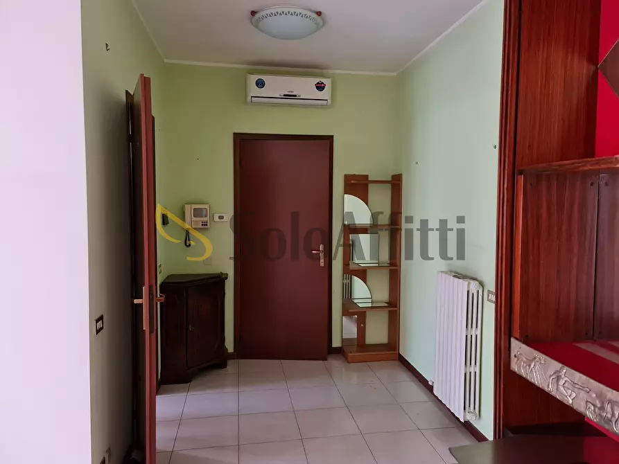 Immagine 7 di Bilocale in affitto  in Via Zaffaroni 16 a Gerenzano