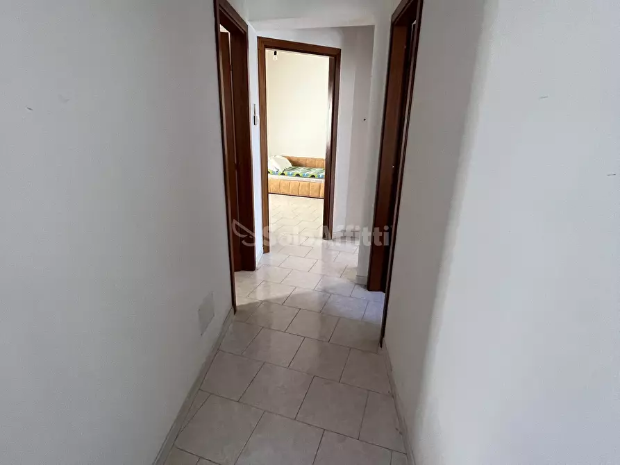 Immagine 4 di Trilocale in affitto  a Abriola