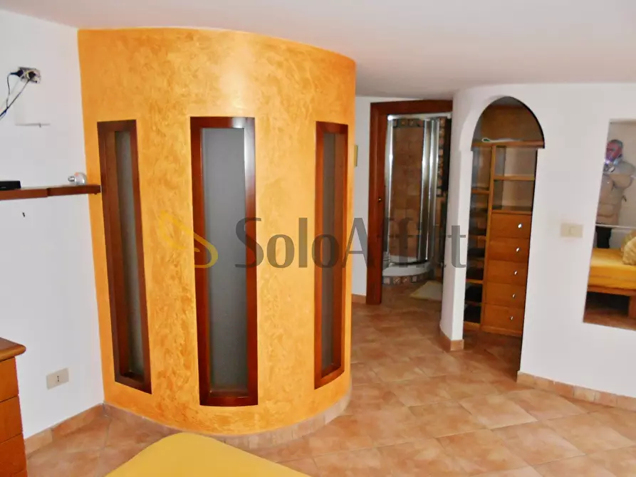 Immagine 27 di Villetta a schiera in affitto  in Via Fiorenzuola di Focara a Fiumicino