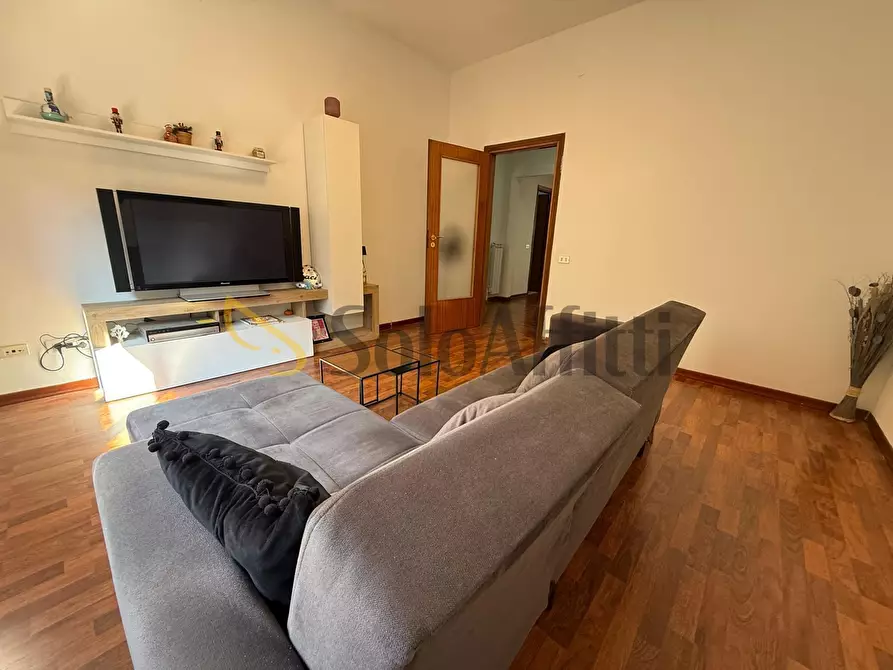 Immagine 4 di Trilocale in affitto  in Via Giuseppe Maria Bosco a Caserta