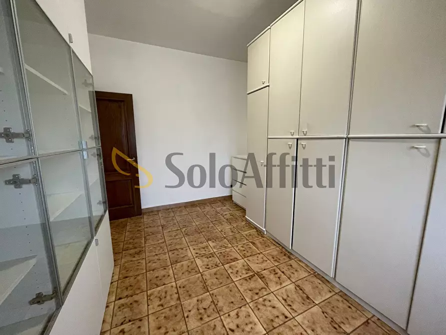 Immagine 16 di Trilocale in affitto  a Frosinone