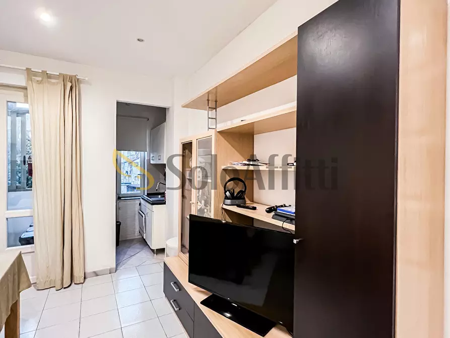 Immagine 10 di Bilocale in affitto  in Via Edoardo Perroncito 2 a Torino