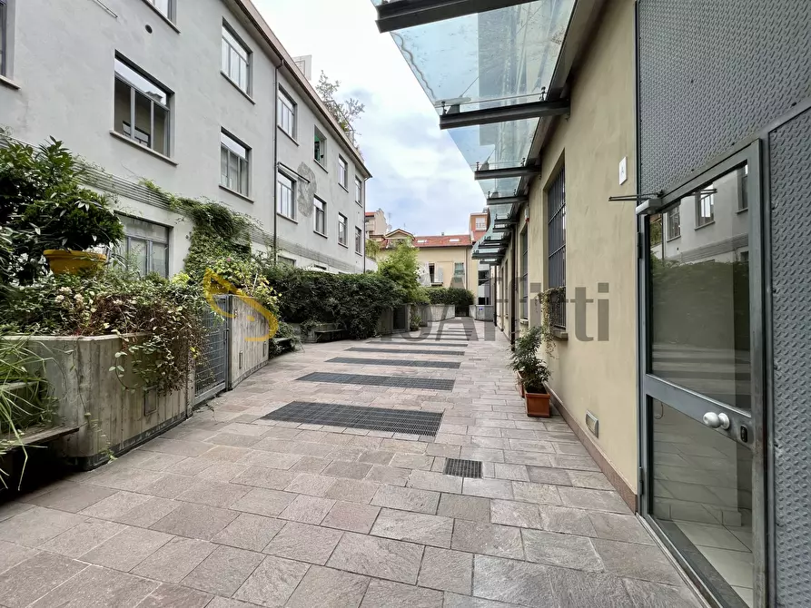 Immagine 9 di Loft/Open space in affitto  in Via Crescentino 25 a Torino