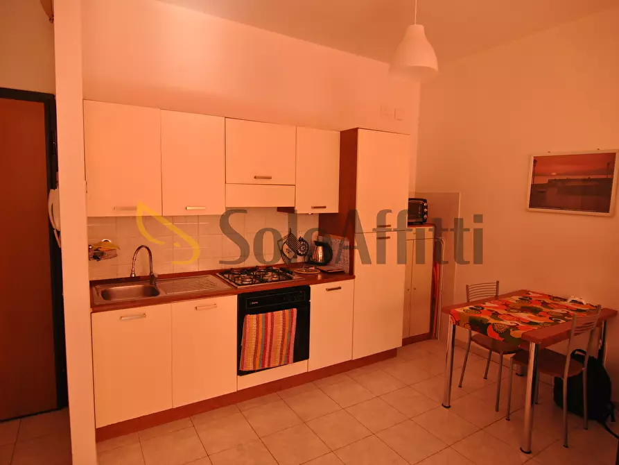 Immagine 7 di Monolocale in affitto  in Via de Larderel 88 a Livorno