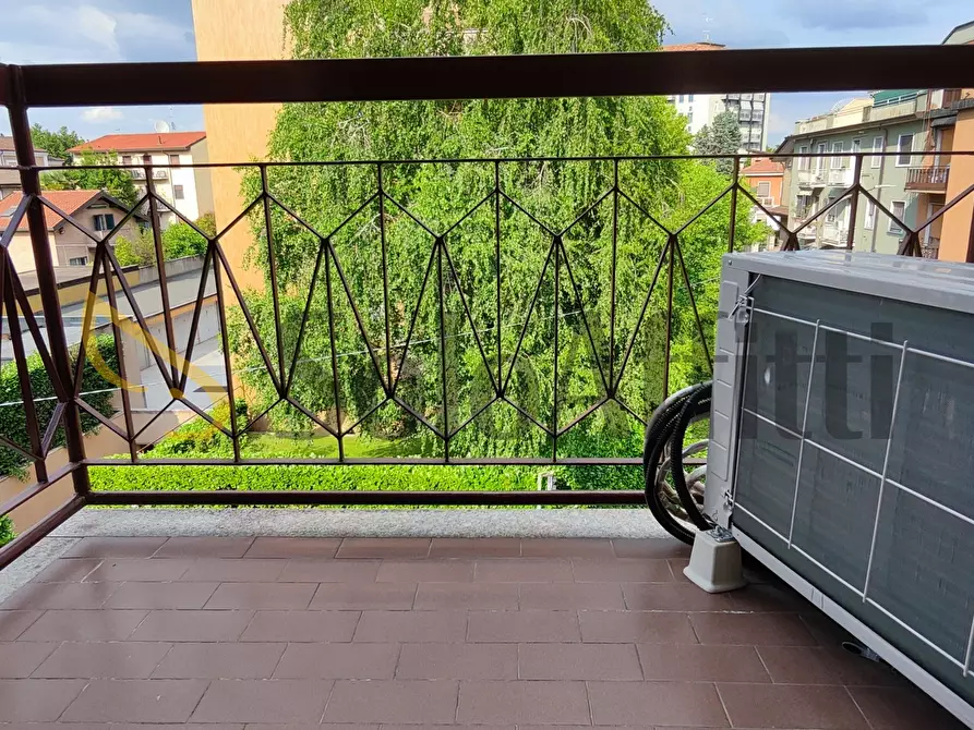 Immagine 15 di Bilocale in affitto  in via adige a Cusano Milanino