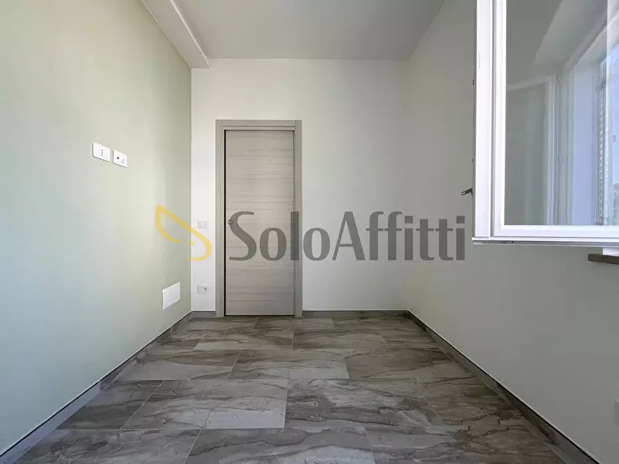 Immagine 14 di Trilocale in affitto  a Catanzaro