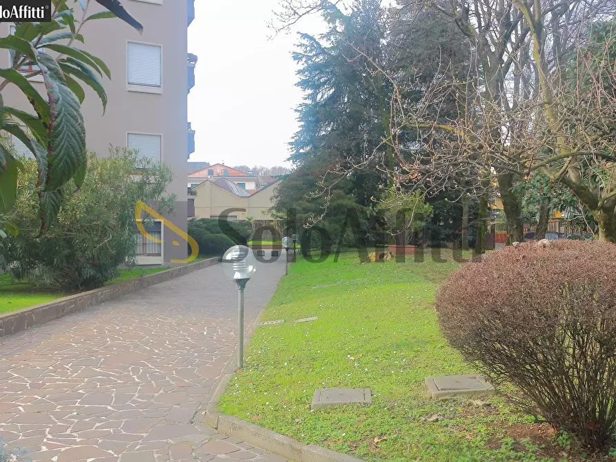 Immagine 13 di Ufficio in affitto  in VIA BORSA 10 a Monza