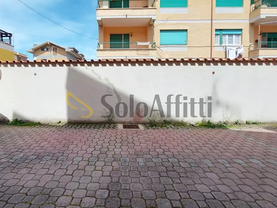 Immagine 28 di Villetta a schiera in affitto  in Lungomare della Salute a Fiumicino