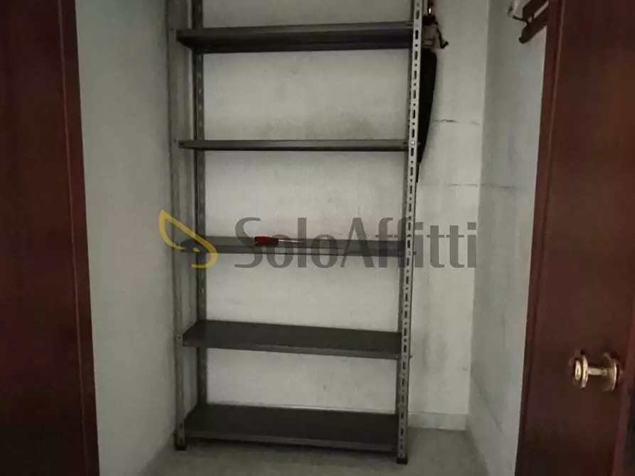 Immagine 15 di Bilocale in affitto  in Piazza Cavour a Venaria Reale