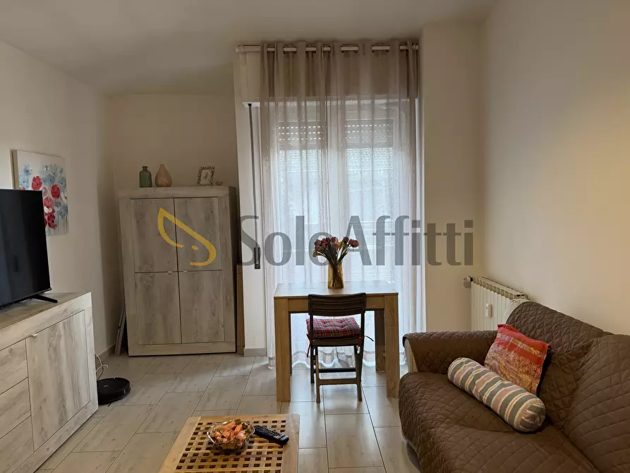 Immagine 7 di Bilocale in affitto  in Via Bainsizza 87 a Caronno Pertusella