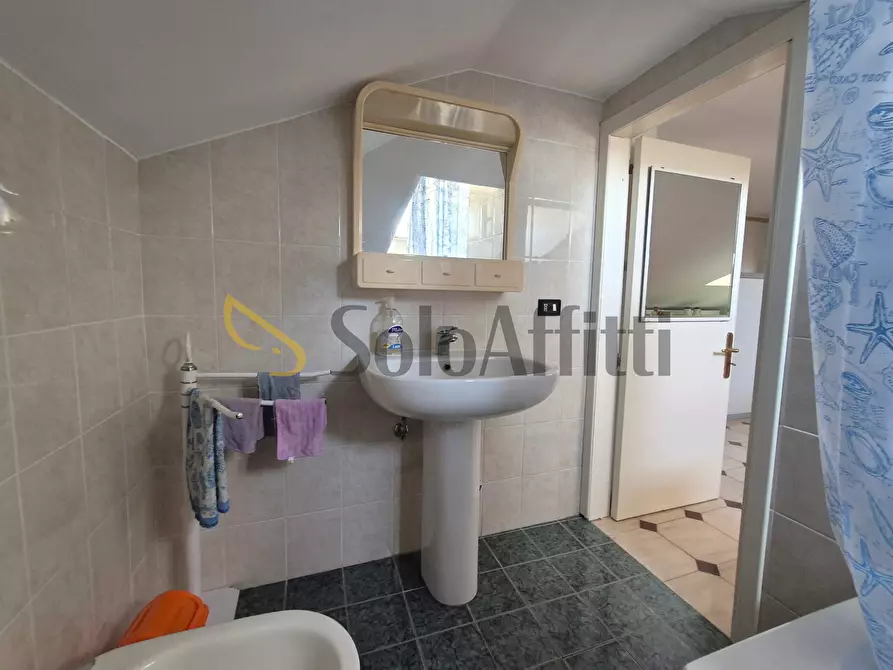 Immagine 8 di Mansarda in affitto  in Viale Crotone 166/B a Catanzaro